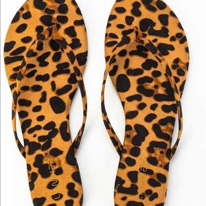 Leopard Print Suede Thin Strap Flip Flop Sandals Size 11